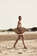 Load image into Gallery viewer, Sol