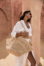 Load image into Gallery viewer, Sol