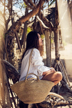 Load image into Gallery viewer, Noumena