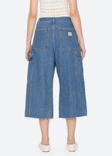 Load image into Gallery viewer, Milene Denim Carpenter