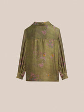 Load image into Gallery viewer, Floral Moss LS Camp