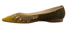 Load image into Gallery viewer, Mirror Pointy Ballet
