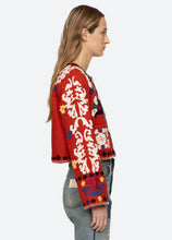 Load image into Gallery viewer, Catrine applique Jacket
