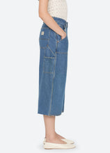 Load image into Gallery viewer, Milene Denim Carpenter
