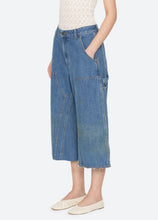 Load image into Gallery viewer, Milene Denim Carpenter
