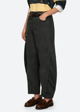Load image into Gallery viewer, Odessa Workwear Barrel Pants
