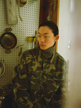 Load image into Gallery viewer, Camouflage Twill Utility Cargo Jacket
